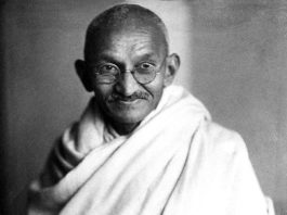 WHY GANDHI IS HATED BY FEW? - FrontLines Media